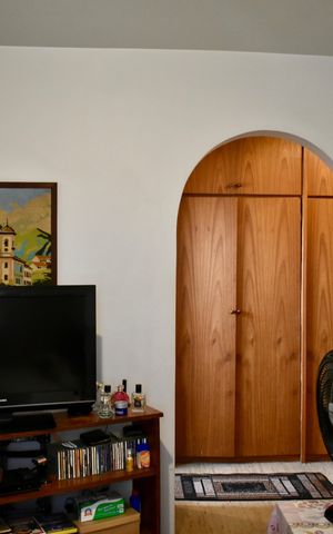 Apartamento à venda com 207m², 4 quartos e 4 vagas Apartamento à venda com 207m², 4 quartos e 4 vagasSuíte