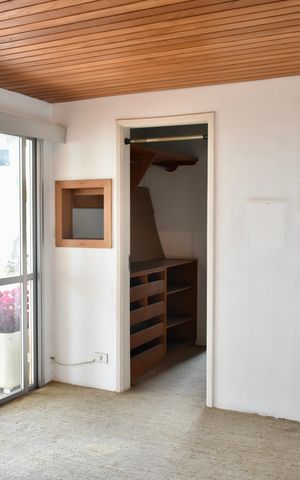 Apartamento à venda com 207m², 4 quartos e 4 vagas Apartamento à venda com 207m², 4 quartos e 4 vagasCobertura Suíte 1
