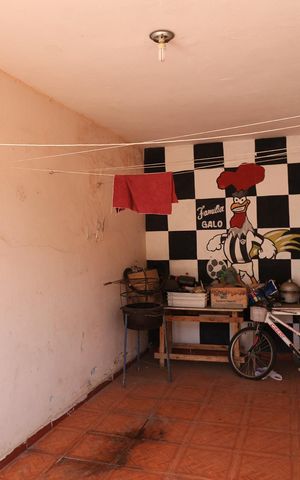 Casa à venda com 360m², 2 quartos e 2 vagas Casa à venda com 360m², 2 quartos e 2 vagasGaragem