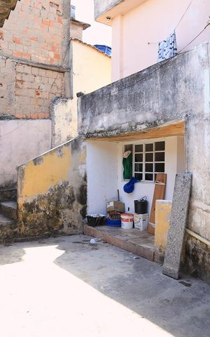 Casa à venda com 360m², 2 quartos e 2 vagas Casa à venda com 360m², 2 quartos e 2 vagasÁrea externa