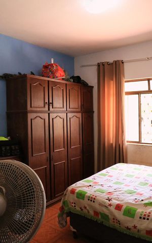 Casa à venda com 360m², 2 quartos e 2 vagas Casa à venda com 360m², 2 quartos e 2 vagasSuíte