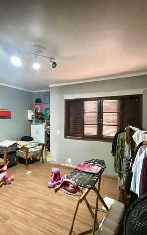 Casa à venda com 400m², 6 quartos e 8 vagasQuarto 1