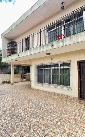 Casa à venda com 400m², 6 quartos e 8 vagasGaragem