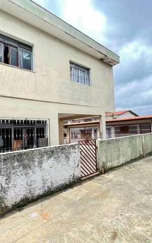 Casa à venda com 400m², 6 quartos e 8 vagasQuintal