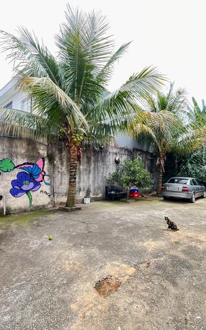 Casa à venda com 400m², 6 quartos e 8 vagasQuintal
