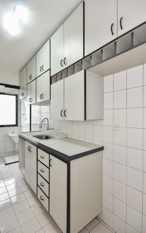 Apartamento à venda com 65m², 3 quartos e 2 vagasCozinha