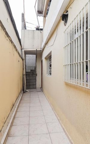 Casa à venda com 100m², 5 quartos e 1 vagaCorredor Externo