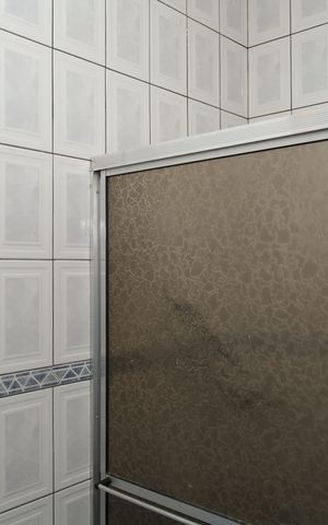 Casa à venda com 100m², 5 quartos e 1 vagaCasa 2 - Banheiro