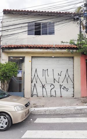 Casa à venda com 100m², 5 quartos e 1 vagaFachada