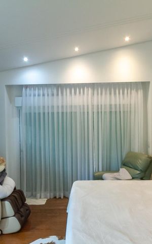 Casa de condomínio à venda com 725m², 5 quartos e 7 vagas Casa de condomínio à venda com 725m², 5 quartos e 7 vagasSuíte 2