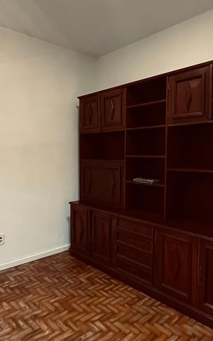Casa à venda com 191m², 3 quartos e 2 vagas