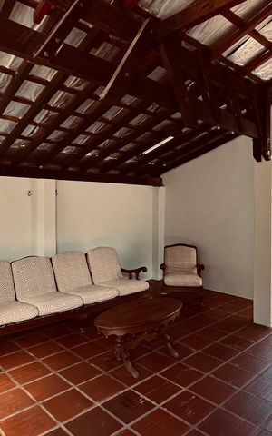 Casa à venda com 191m², 3 quartos e 2 vagas