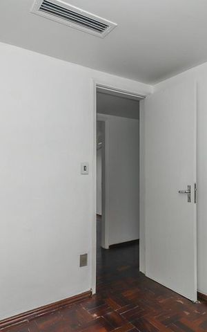 Apartamento à venda com 190m², 4 quartos e 2 vagasQuarto 4