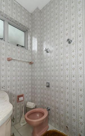 Apartamento à venda com 190m², 4 quartos e 2 vagasBanheiro da Suíte