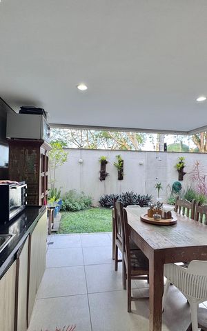 Apartamento à venda com 169m², 3 quartos e 2 vagas Apartamento à venda com 169m², 3 quartos e 2 vagasÁrea externa