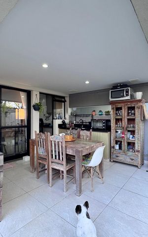 Apartamento à venda com 169m², 3 quartos e 2 vagas Apartamento à venda com 169m², 3 quartos e 2 vagasÁrea externa