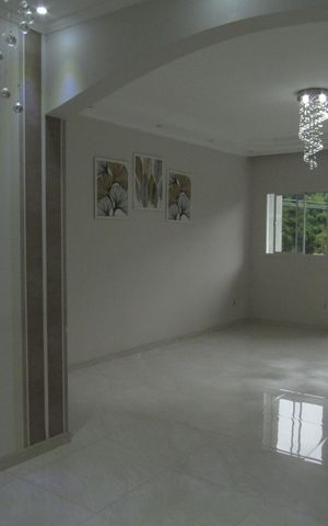 Casa para alugar com 137m², 3 quartos e 9 vagasSala