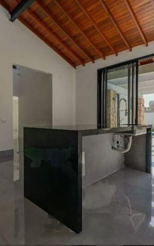 Casa de condomínio à venda com 350m², 5 quartos e 3 vagas