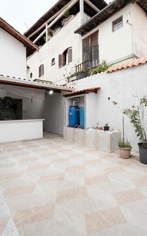 Casa à venda com 173m², 2 quartos e 2 vagasÁrea de Serviço