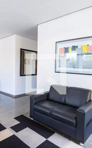 Apartamento à venda com 70m², 2 quartos e 1 vaga Apartamento à venda com 70m², 2 quartos e 1 vagaHall social