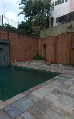 Apartamento à venda com 70m², 2 quartos e 1 vaga Apartamento à venda com 70m², 2 quartos e 1 vagaÁrea comum - Piscina