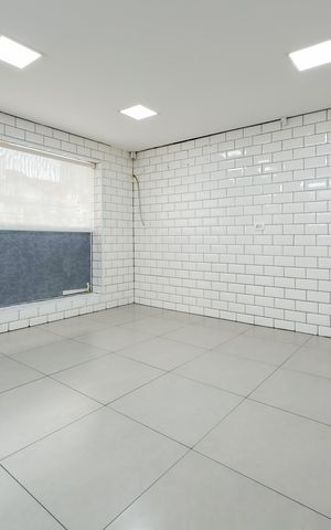 Casa à venda com 80m², 3 quartos e sem vaga Casa à venda com 80m², 3 quartos e sem vagaCozinha