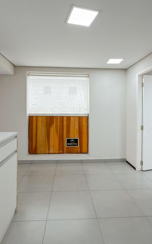 Casa à venda com 80m², 3 quartos e sem vaga Casa à venda com 80m², 3 quartos e sem vagaSala