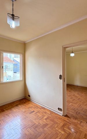 Casa à venda com 200m², 5 quartos e 4 vagas Casa à venda com 200m², 5 quartos e 4 vagasQuarto 2