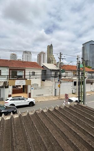 Casa à venda com 200m², 5 quartos e 4 vagas Casa à venda com 200m², 5 quartos e 4 vagasVista Suíte
