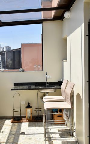 Apartamento à venda com 135m², 2 quartos e 3 vagas Apartamento à venda com 135m², 2 quartos e 3 vagasEspaço Gourmet
