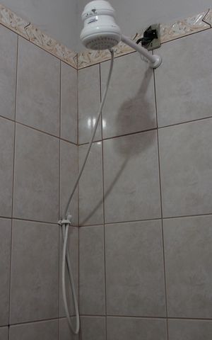 Casa à venda com 122m², 3 quartos e sem vagaBanheiro