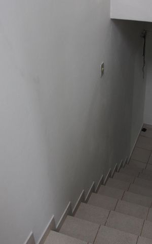 Casa à venda com 122m², 3 quartos e sem vagaEscada