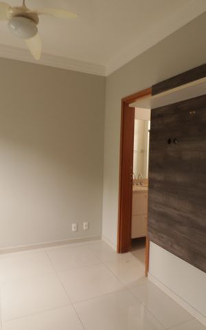 Apartamento à venda com 87m², 2 quartos e 2 vagasSuíte