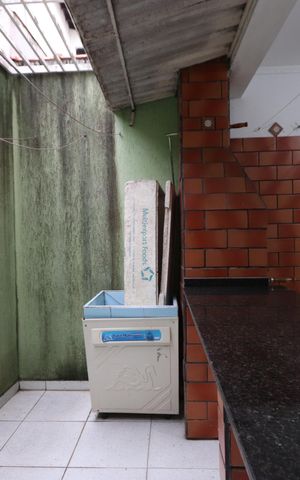 Casa à venda com 220m², 2 quartos e 2 vagasChurrasqueira
