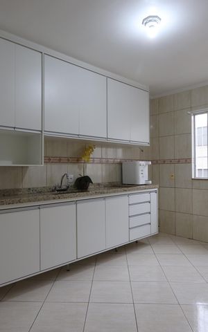 Casa à venda com 220m², 2 quartos e 2 vagasCozinha