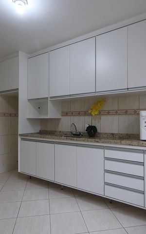 Casa à venda com 220m², 2 quartos e 2 vagasCozinha