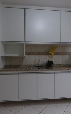 Casa à venda com 220m², 2 quartos e 2 vagasCozinha