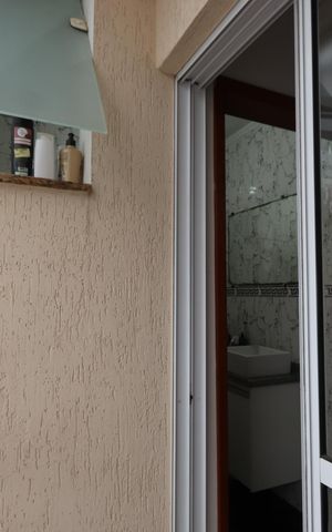 Casa à venda com 220m², 2 quartos e 2 vagasSacada da Suíte