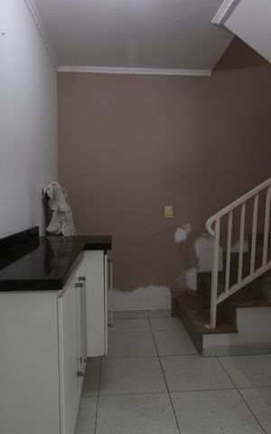 Casa à venda com 220m², 2 quartos e 2 vagasCozinha