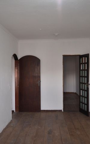 Casa à venda com 220m², 2 quartos e 1 vagaQuarto 2