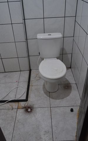 Casa à venda com 220m², 2 quartos e 1 vagaBanheiro Social