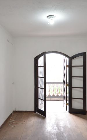 Casa à venda com 220m², 2 quartos e 1 vagaQuarto 2