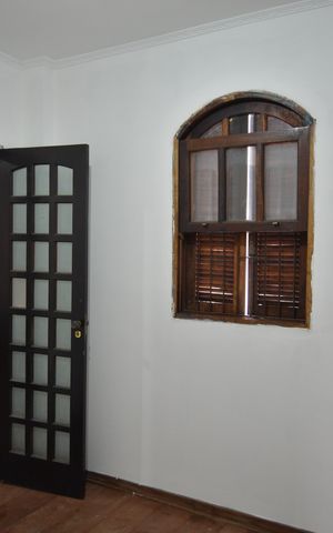 Casa à venda com 220m², 2 quartos e 1 vagaCloset