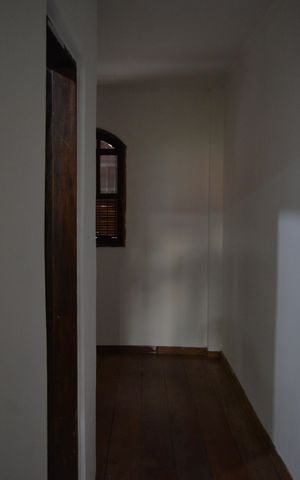 Casa à venda com 220m², 2 quartos e 1 vagaCloset