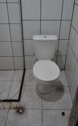 Casa à venda com 220m², 2 quartos e 1 vagaBanheiro Social