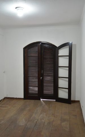 Casa à venda com 220m², 2 quartos e 1 vagaQuarto 2