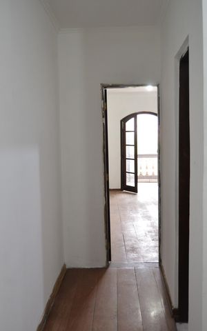 Casa à venda com 220m², 2 quartos e 1 vagaCloset