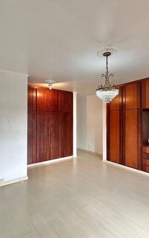 Casa para alugar com 390m², 4 quartos e 2 vagas Casa para alugar com 390m², 4 quartos e 2 vagasSuíte