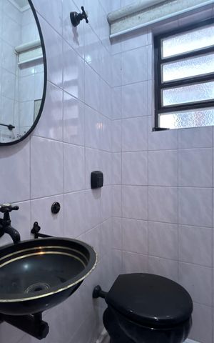 Casa para alugar com 390m², 4 quartos e 2 vagas Casa para alugar com 390m², 4 quartos e 2 vagasLavabo