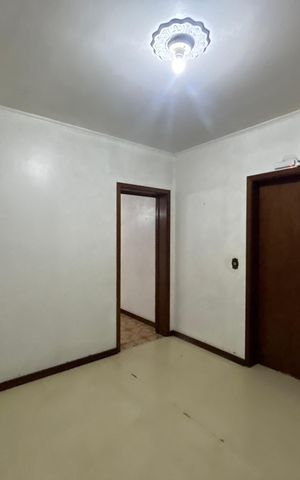 Casa para alugar com 390m², 4 quartos e 2 vagas Casa para alugar com 390m², 4 quartos e 2 vagasQuarto 2